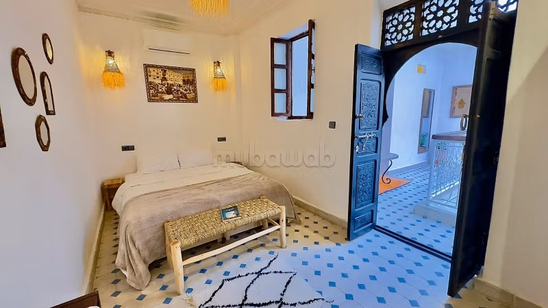 Riad clé en main en activité 4/5 ch avec piscine – médina