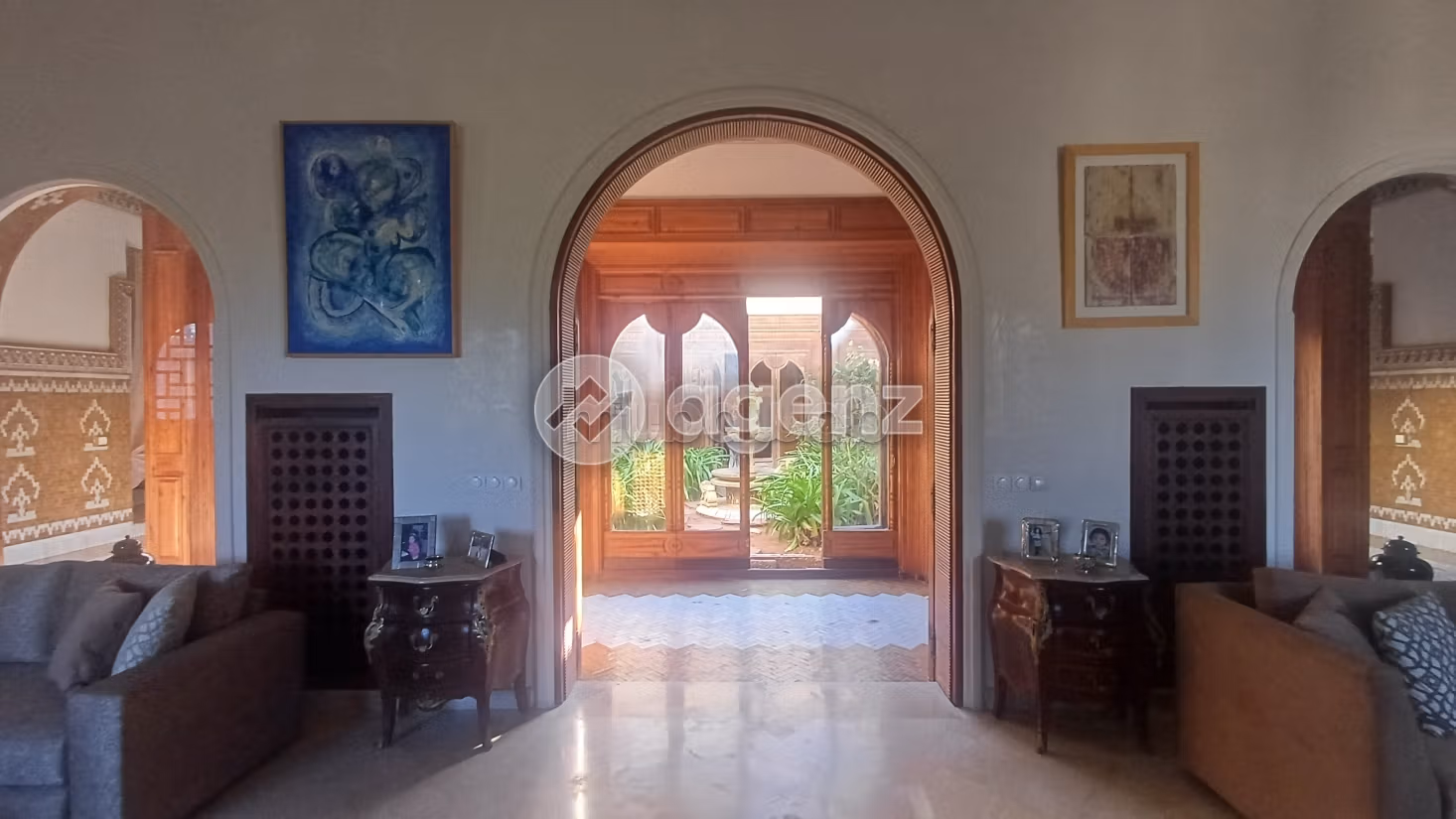 Riad te koop 2.600 m², 6 slaapkamers Souissi Rabat