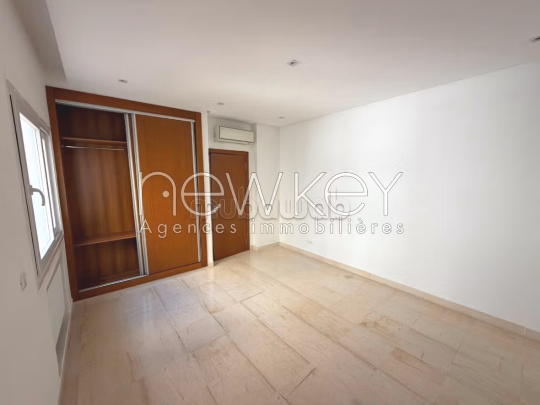 Spacious S2 Apartment for Sale in Jardins de Carthage