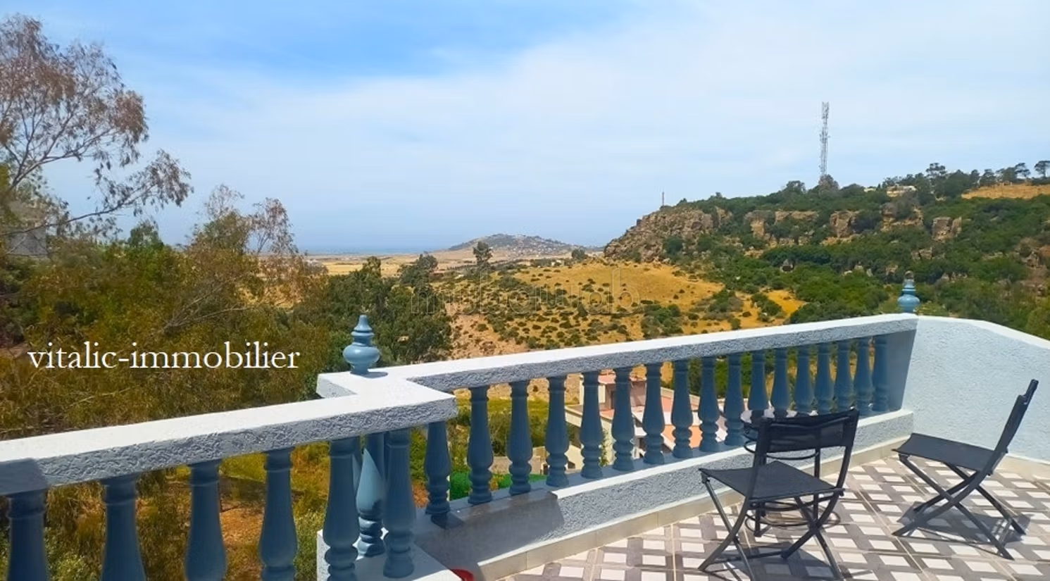 Mghayer etage de villa avec terrasse&vue mer