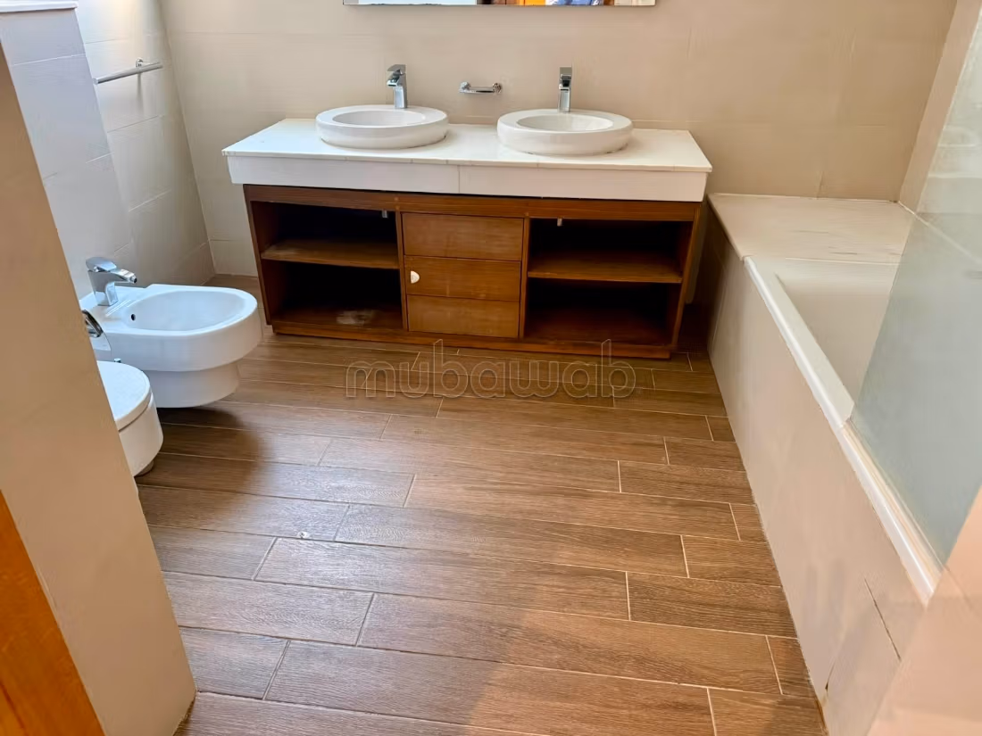 Appartement meublé à louer – Souissi, Rabat — 4