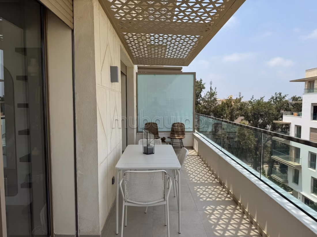 Appartement Meublé de Standing à Louer – E — 3