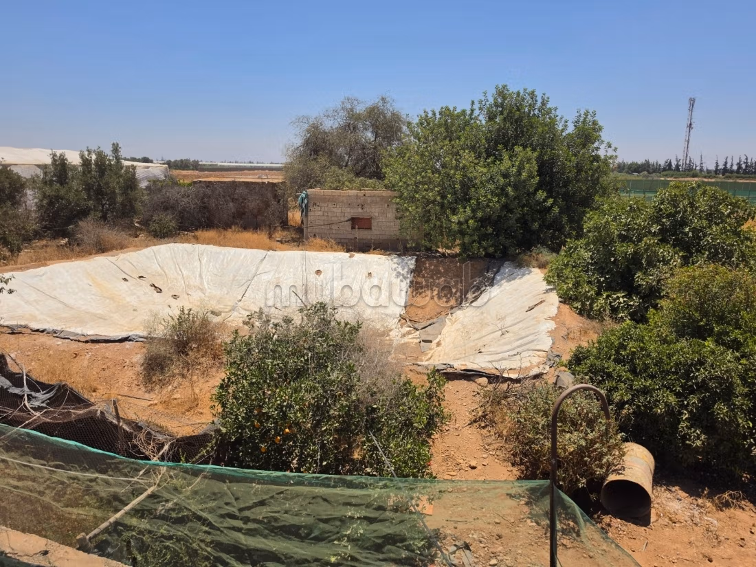 Grond van 4.700 m² met uitzicht op de Atlas