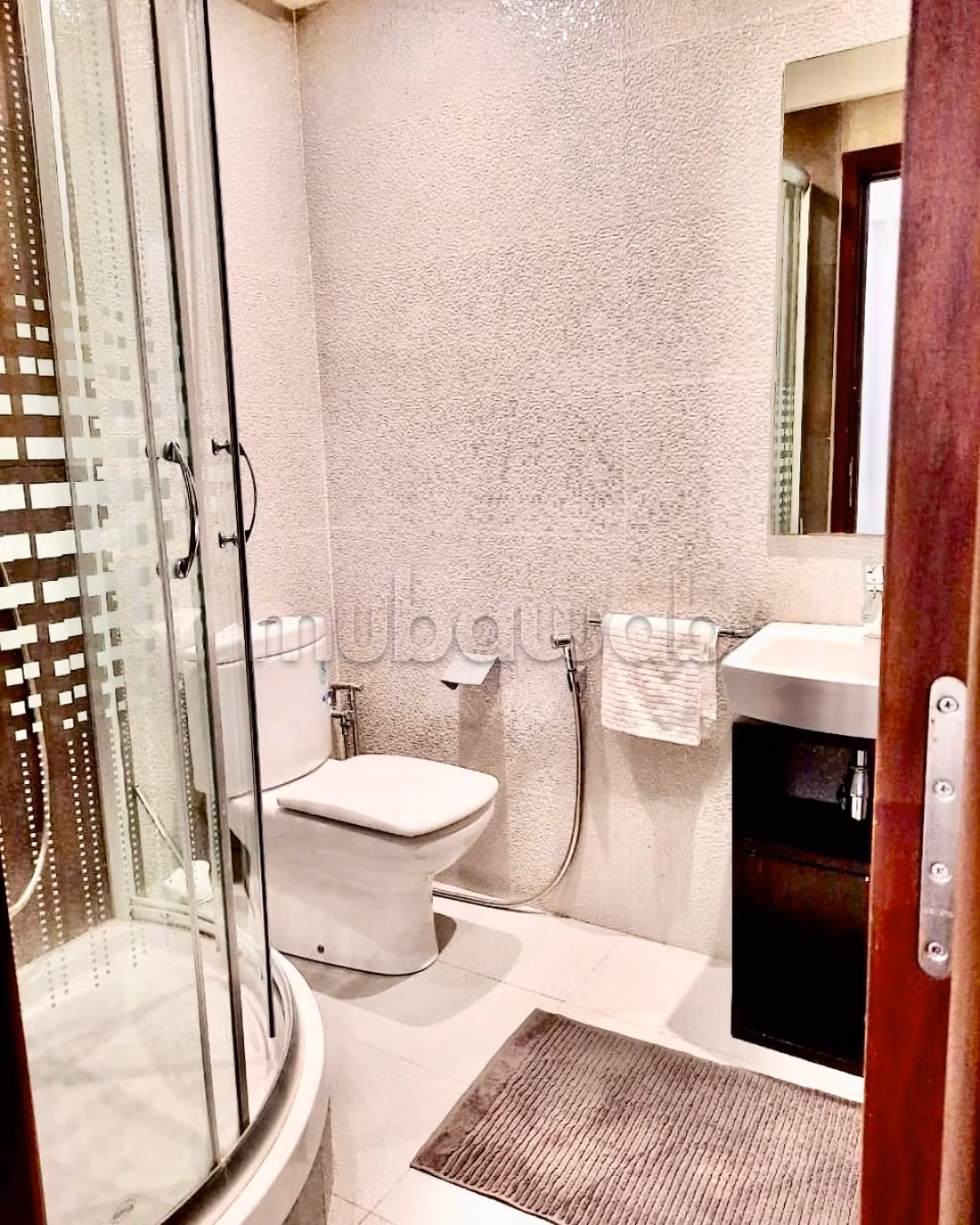 Gemeubeld Appartement Racine
