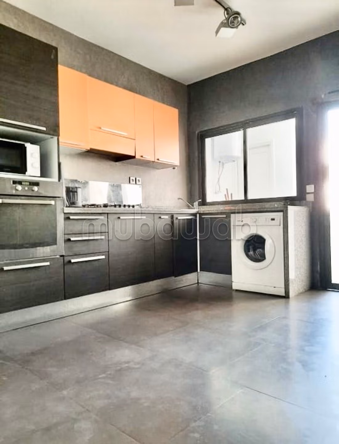 Gemeubeld Appartement Racine