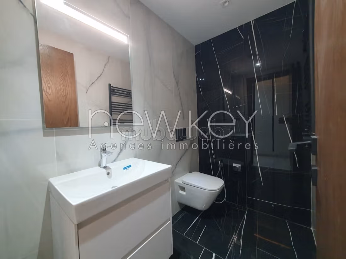 Appartamento S3 con piscina in vendita a La Nouvelle Soukra
