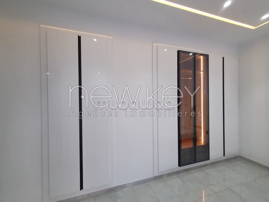 Appartamento S3 con piscina in vendita a La Nouvelle Soukra