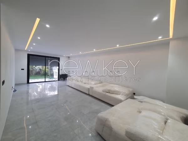 Appartement S3 avec piscine à vendre à La Nouvelle Soukra