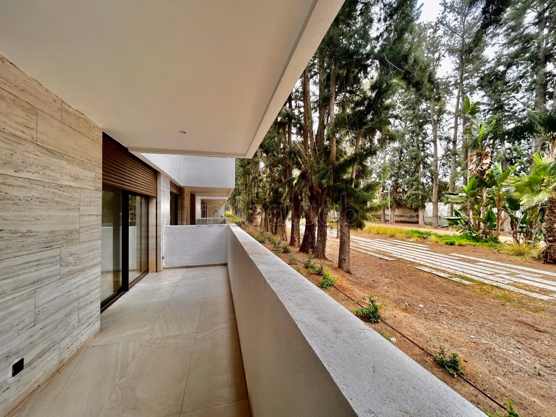 Appartement 90 m² à Souissi — 25