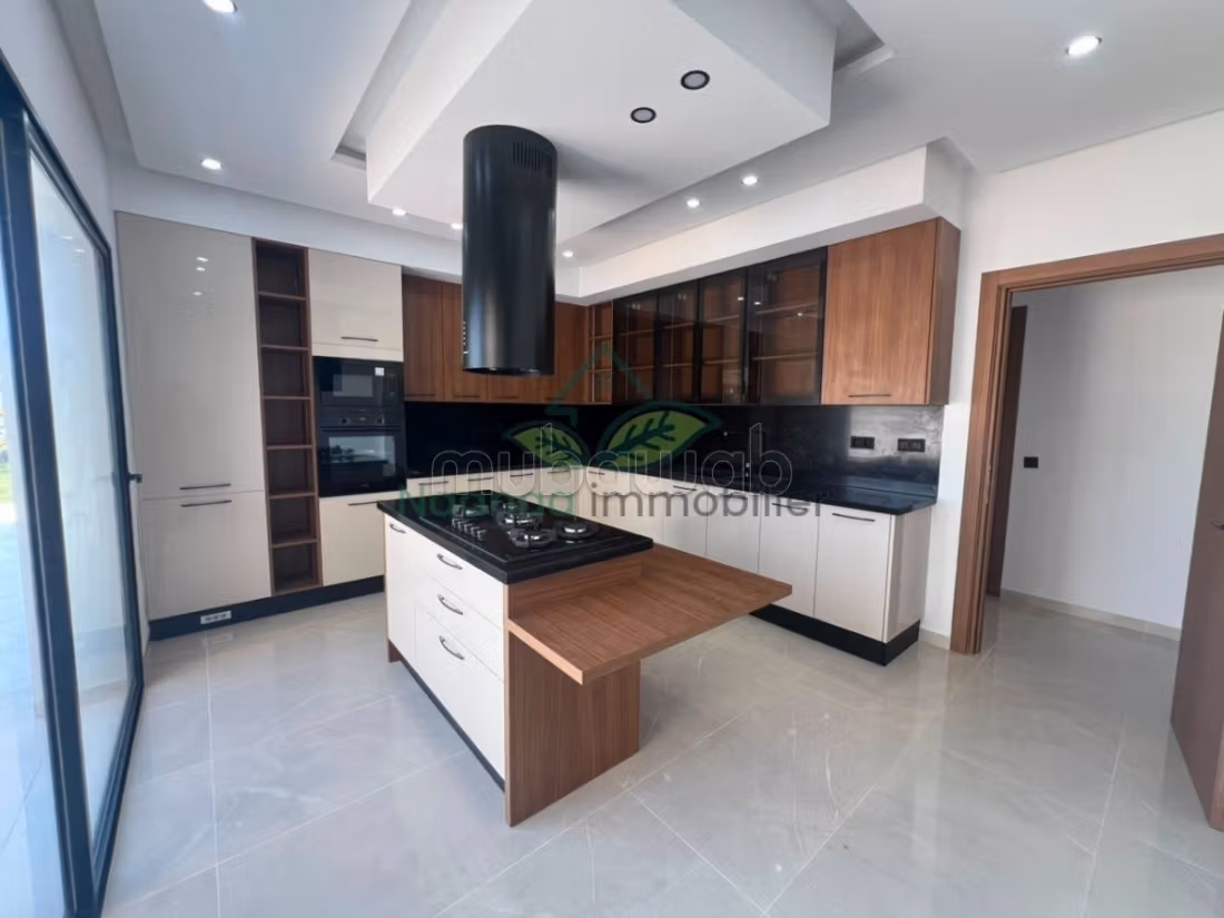 A vendre une nouvelle Villa de luxe à Hammamet Sud