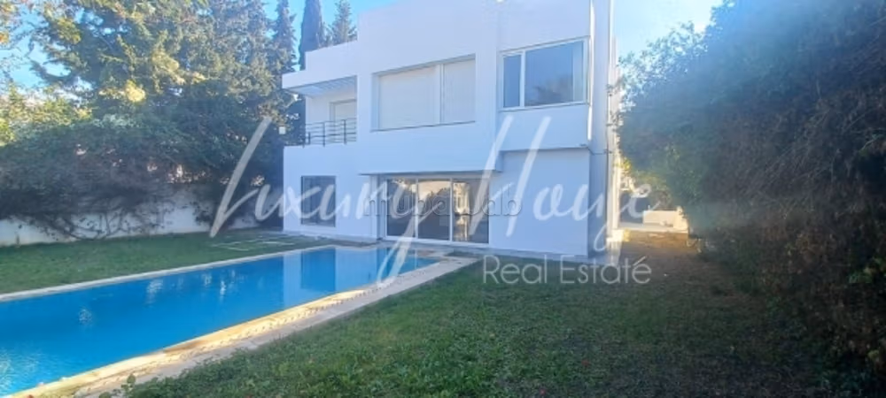 Villa de charme S4 avec piscine à la Marsa