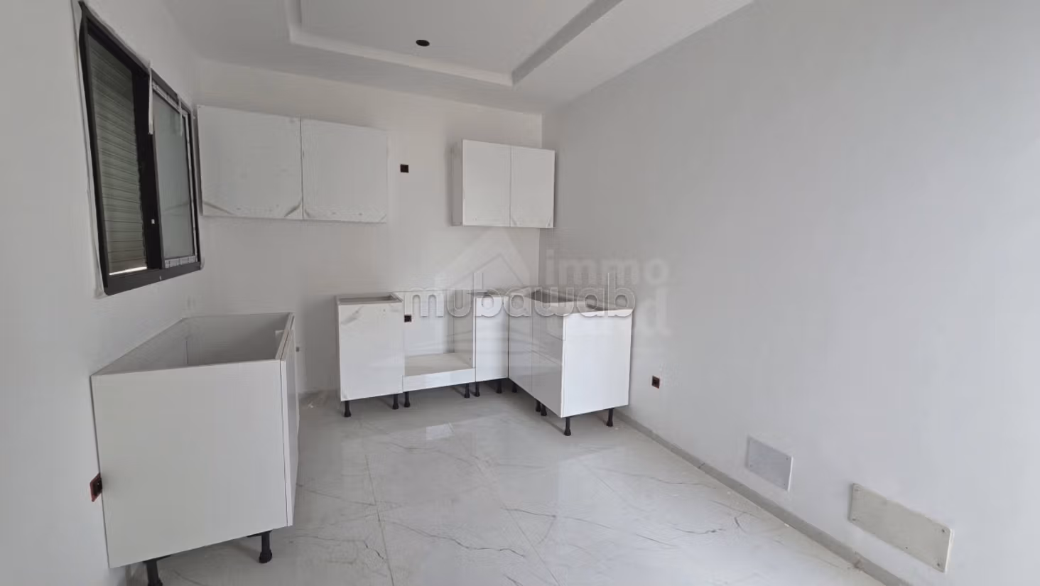 A vendre Villa S7 avec piscine à La Soukra