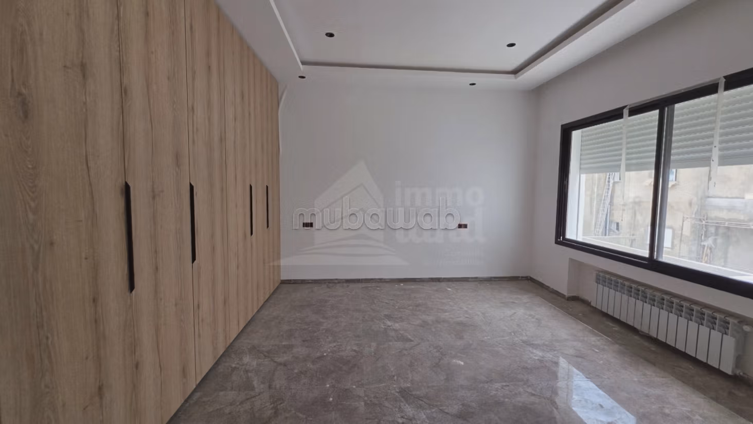 A vendre Villa S7 avec piscine à La Soukra