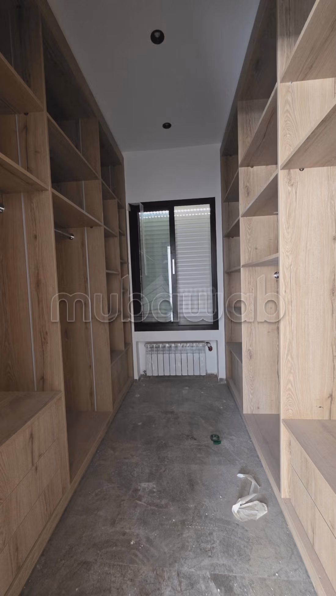 A vendre Villa S7 avec piscine à La Soukra