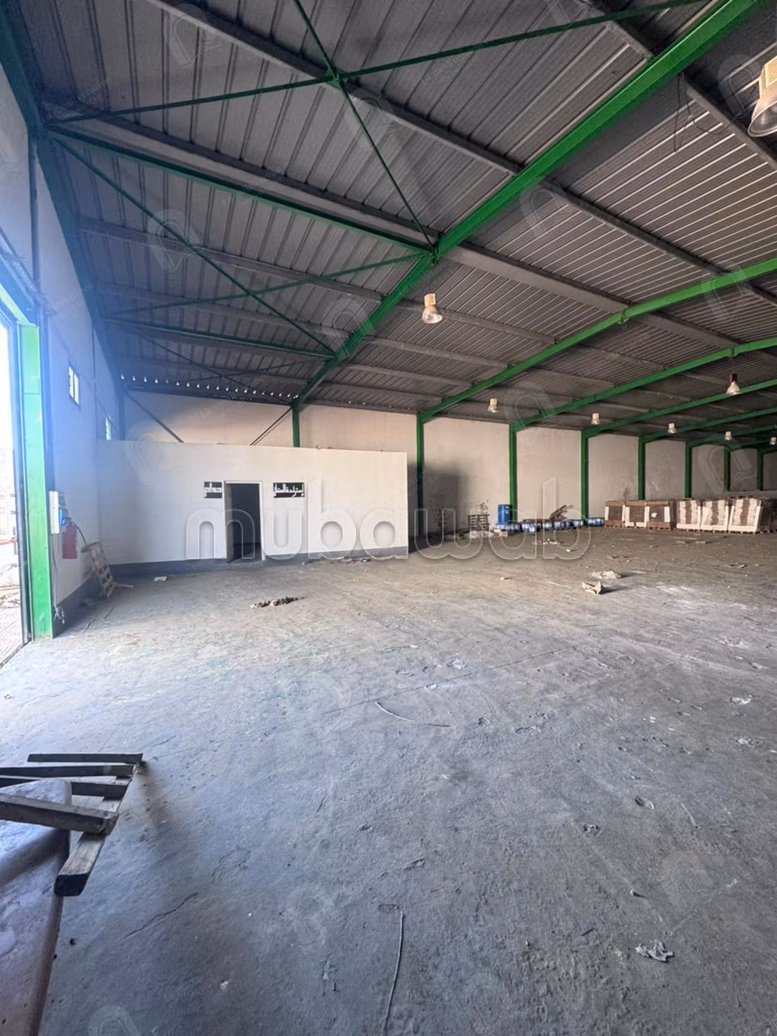 A louer une usine industrielle à El Fejja
