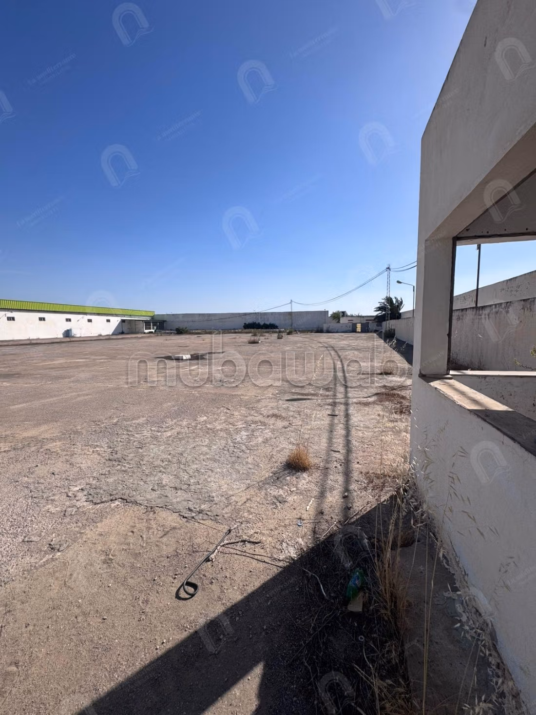 A louer une usine industrielle à El Fejja
