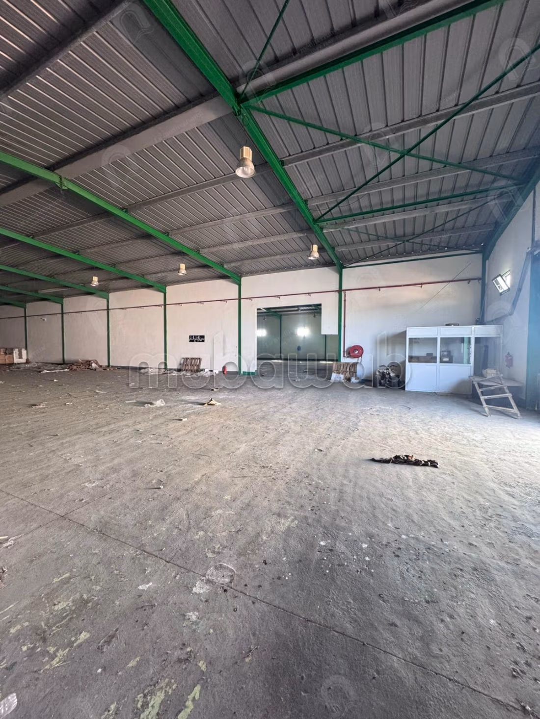 A louer une usine industrielle à El Fejja