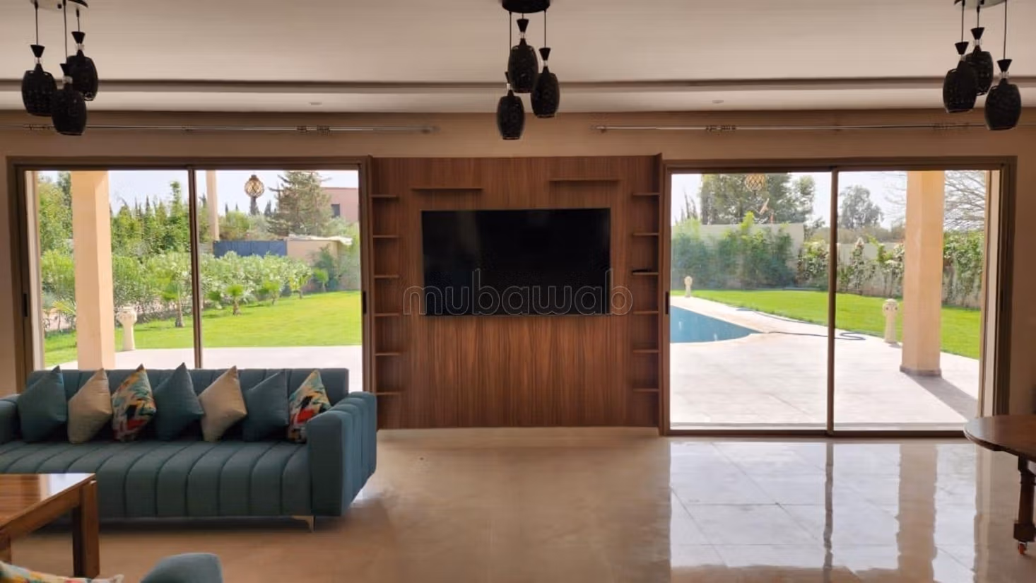 Luxe villa te koop op Route de Fez. 10 grote kamers. Gemeubileerd