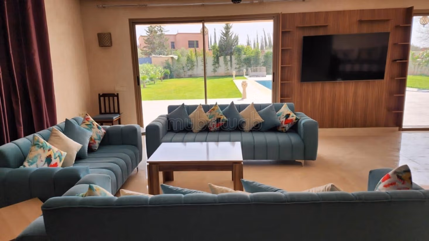 Luxe villa te koop op Route de Fez. 10 grote kamers. Gemeubileerd