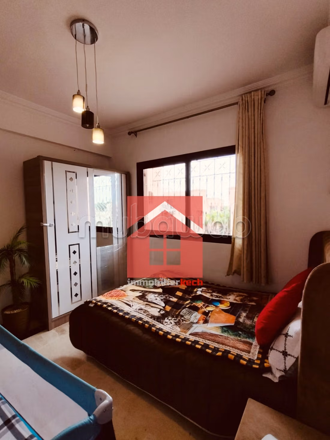 Appartamento Arredato con Balcone e Piscina