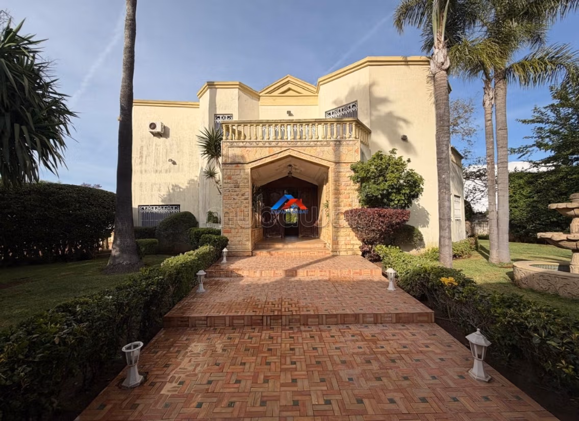 Villa en venta en Bir Qacem Souissi Rabat
