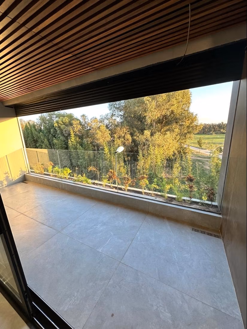 Appartement haut standing en location A souissi — 3