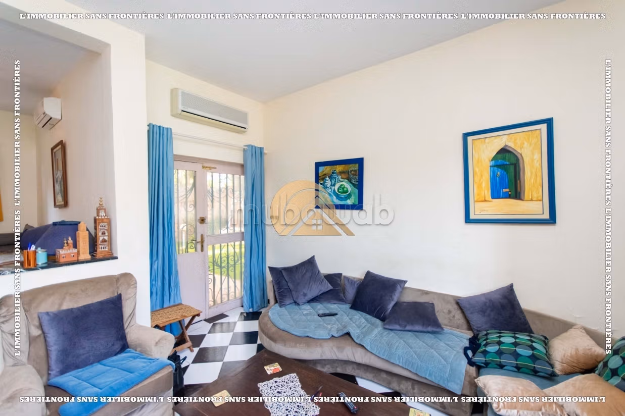 Villa vide à louer à Inara Targa avec jardin et piscine privée
