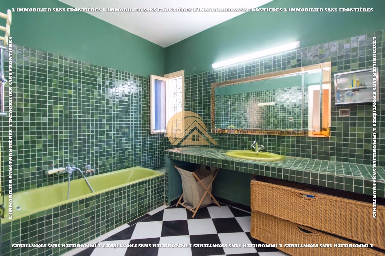 Villa vide à louer à Inara Targa avec jardin et piscine privée