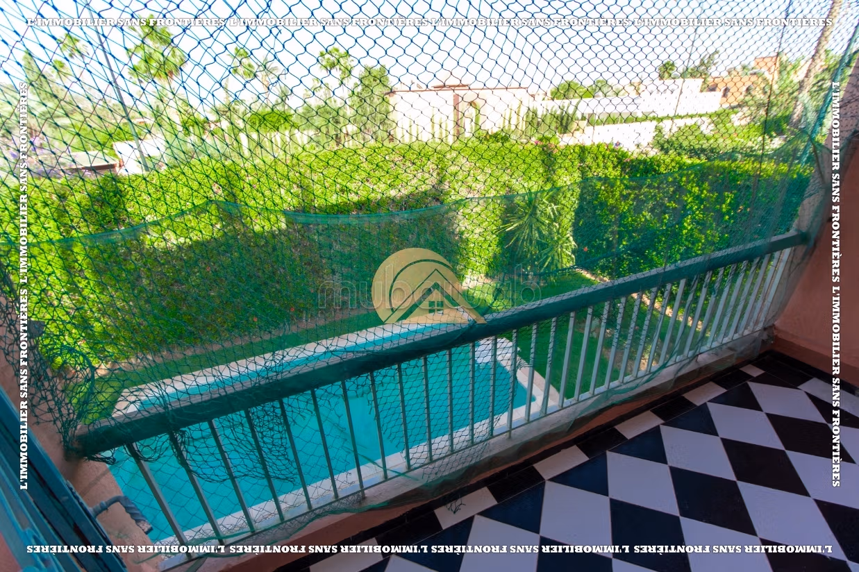 Villa vide à louer à Inara Targa avec jardin et piscine privée