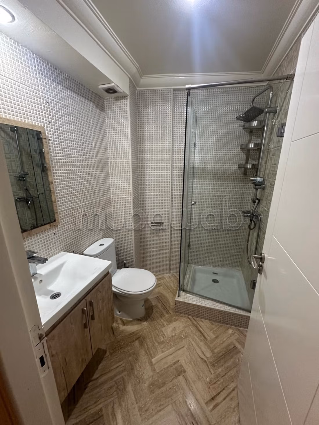 Bel appartement a vendre à Mers Sultan
84m2 — 6