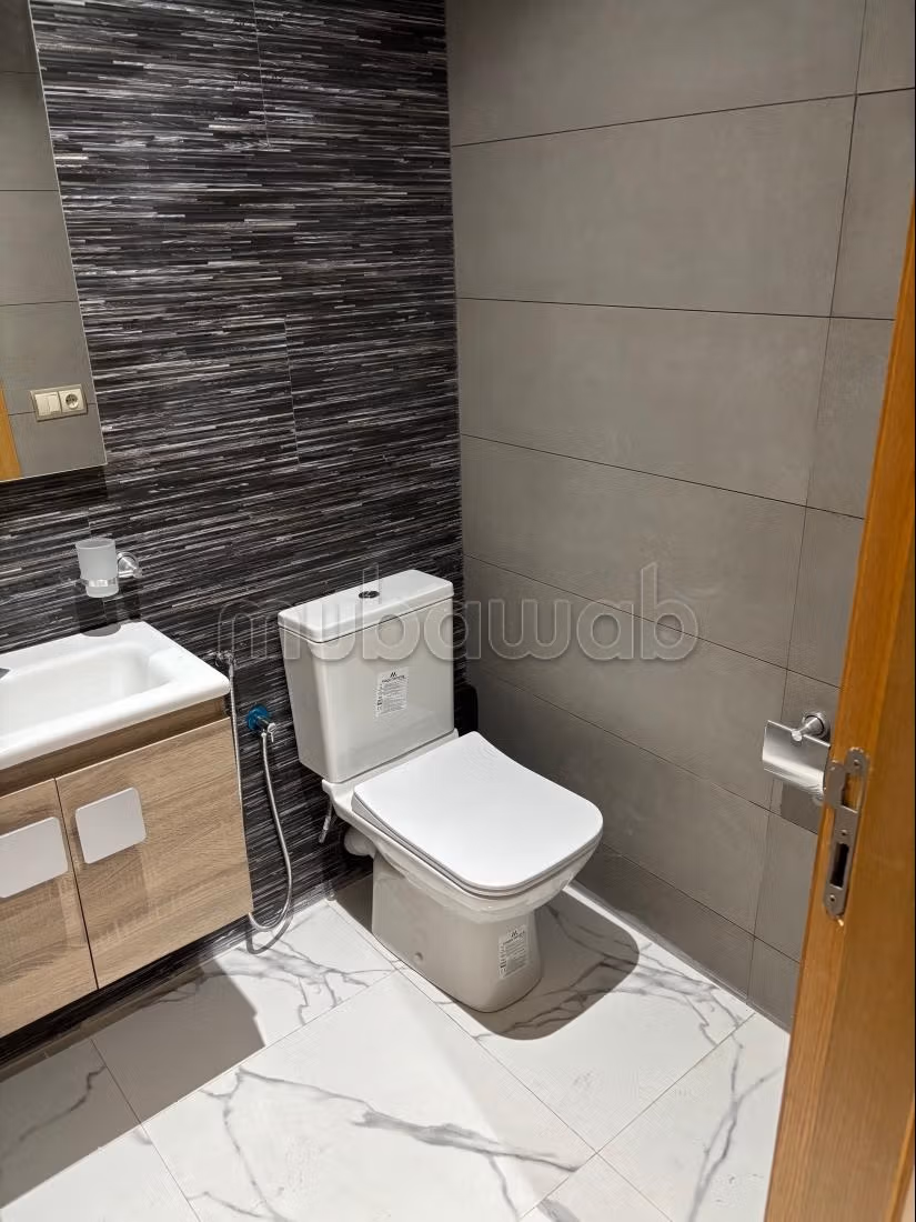 Appartement meublé 2 chambres avec parking
jardins de Tanger
Marjane longue durée — 2