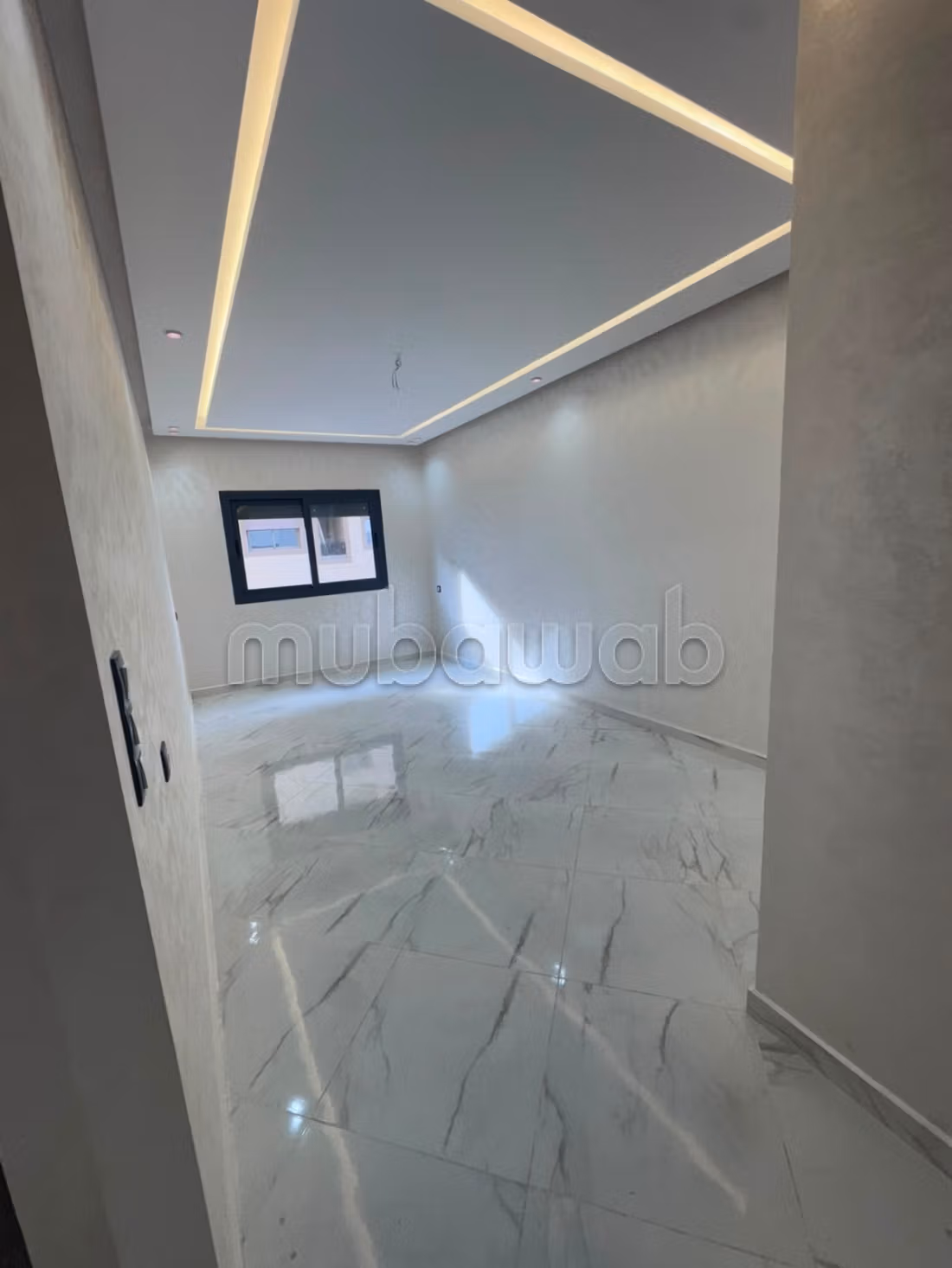 Bel appartement à vendre dans le quartier Hasni. 3 belles chambres. Cuisine équipée