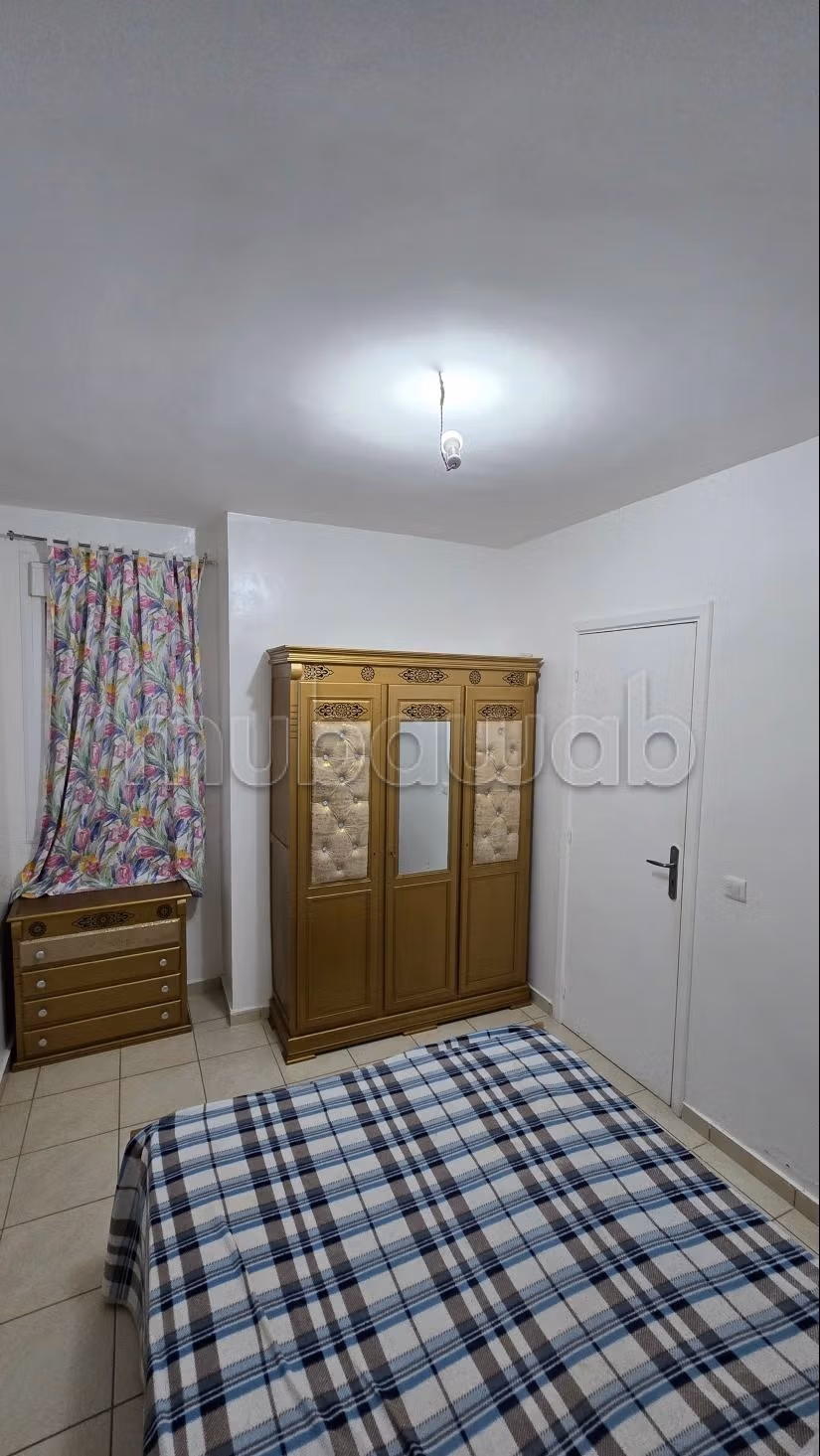 Bel appartement en location à M'Diq. 2 pièces. Meublé