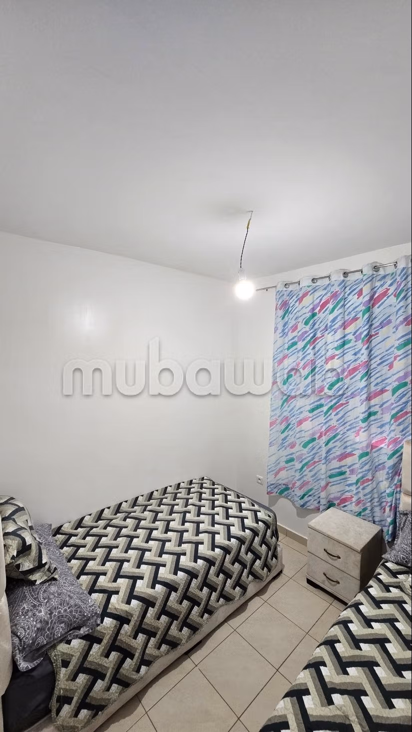 Bel appartement en location à M'Diq. 2 pièces. Meublé