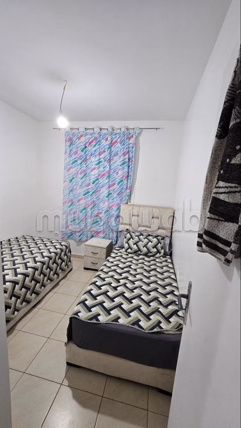 Bel appartement en location à M'Diq. 2 pièces. Meublé