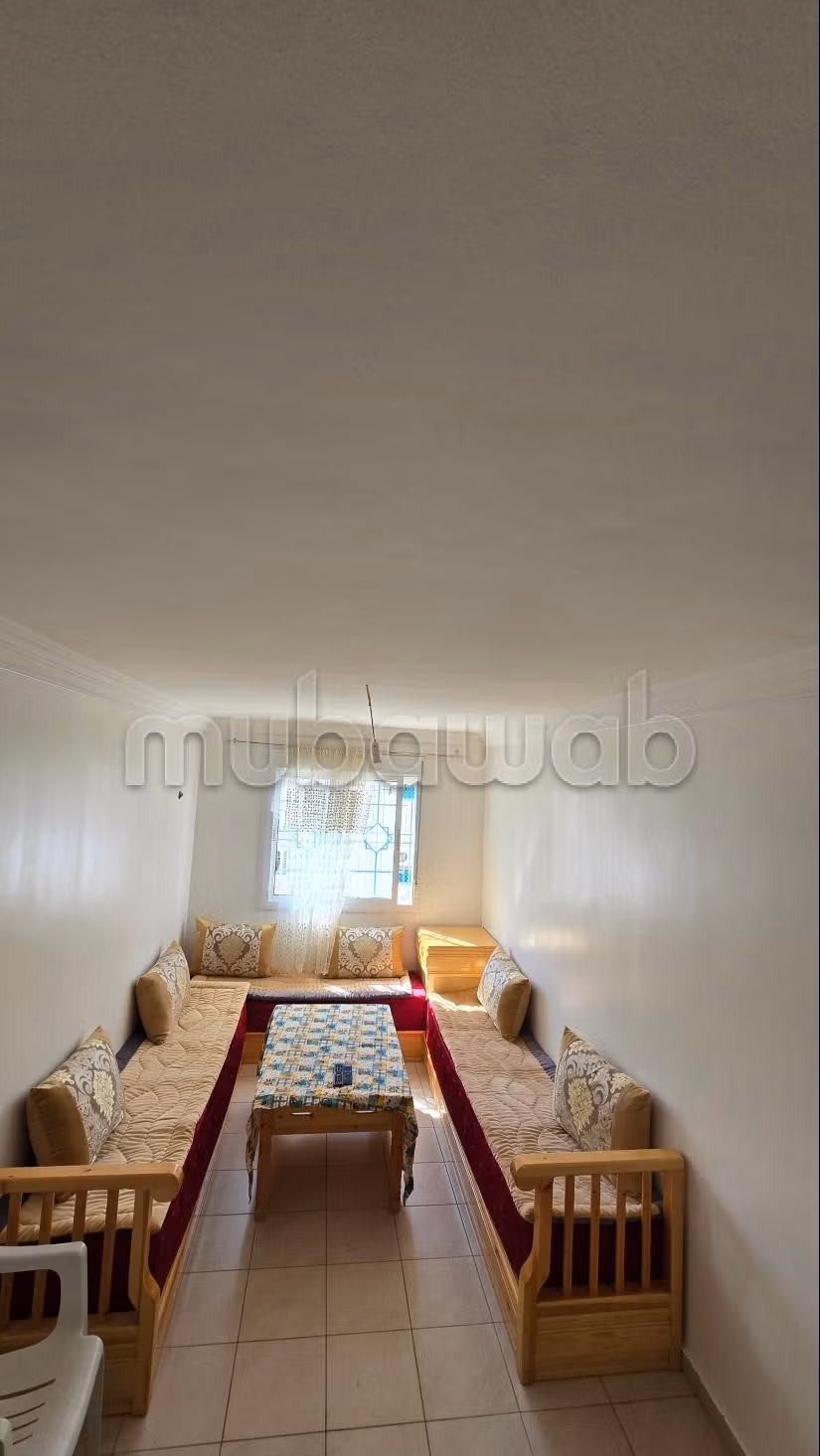 Bel appartement en location à M'Diq. 2 pièces. Meublé