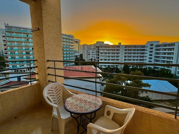 Super Appartement en pleine corniche de Tanger