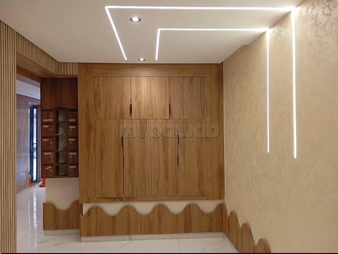 Sell apartment in Hamria. 3 bedrooms. Security door and secured residence