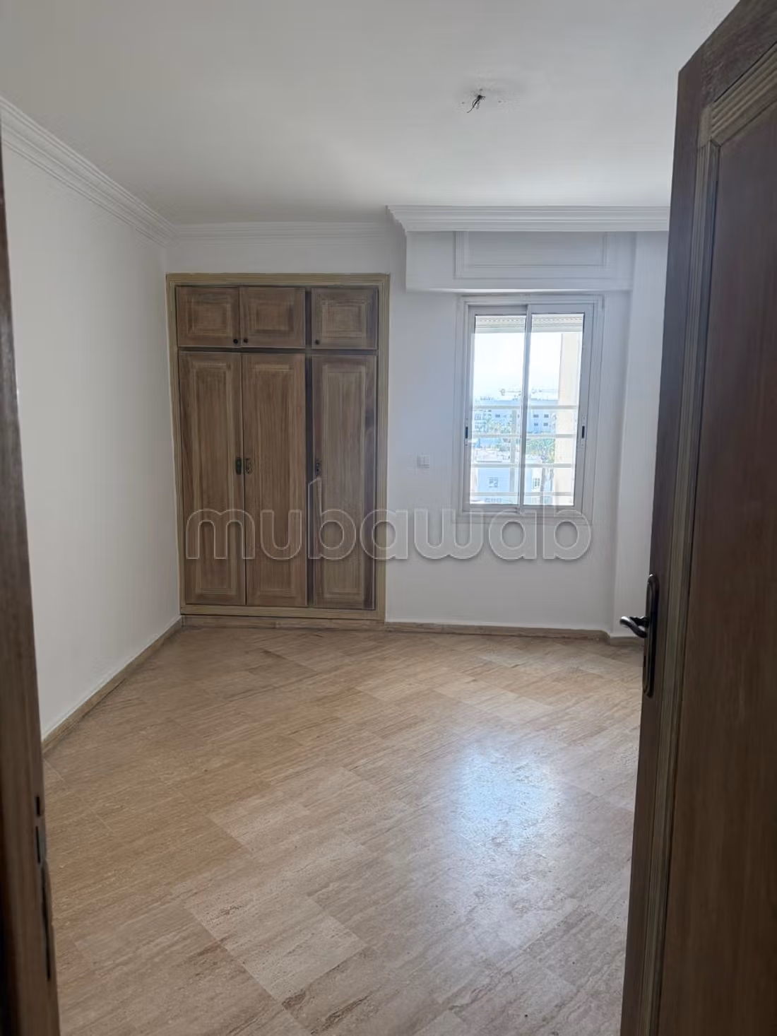 Apartment for rent in Anfa. 3 comfortable bedrooms. European living room