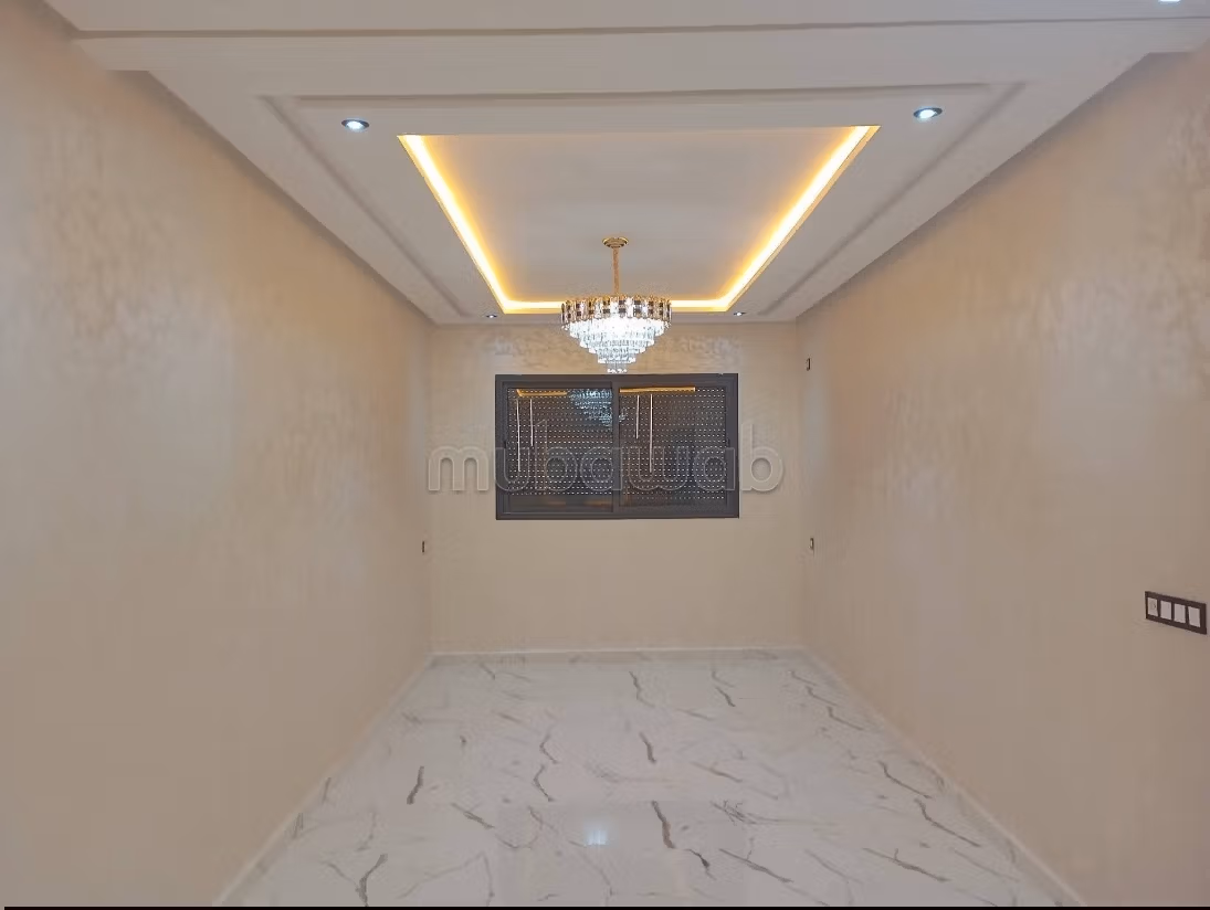 Appartement à l'achat à Marjane. 3 belles chambres. Cuisine entièrement équipée — 3