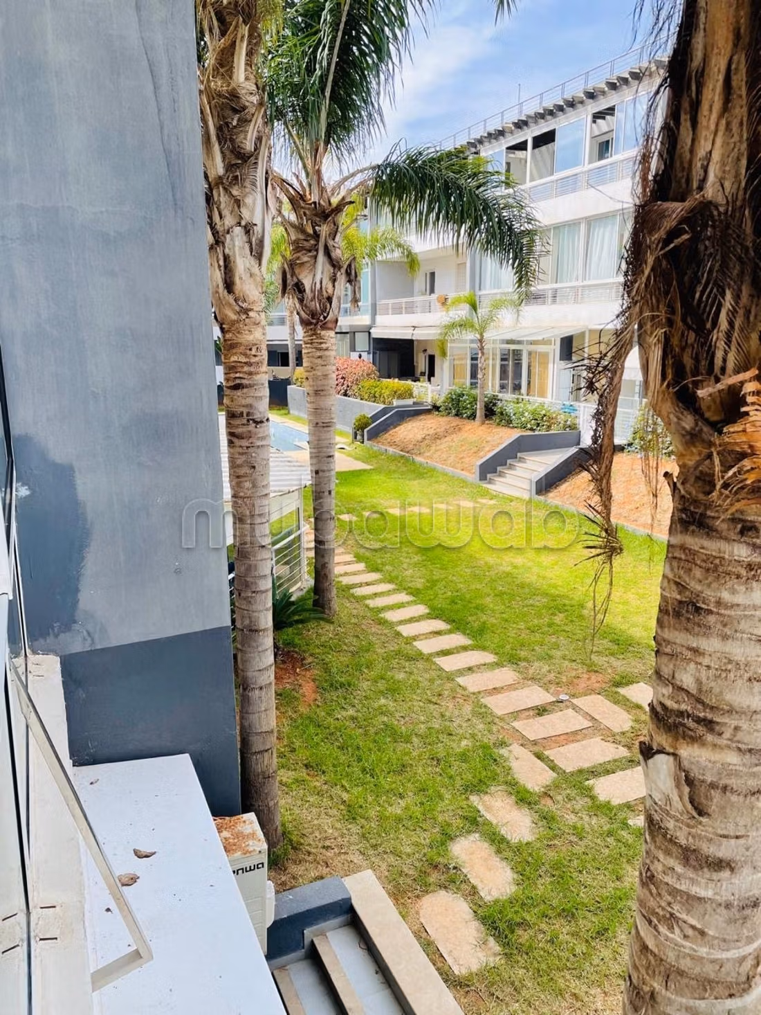 Apartment for sale in Harhoura. Area 139 m². Moroccan living room, security