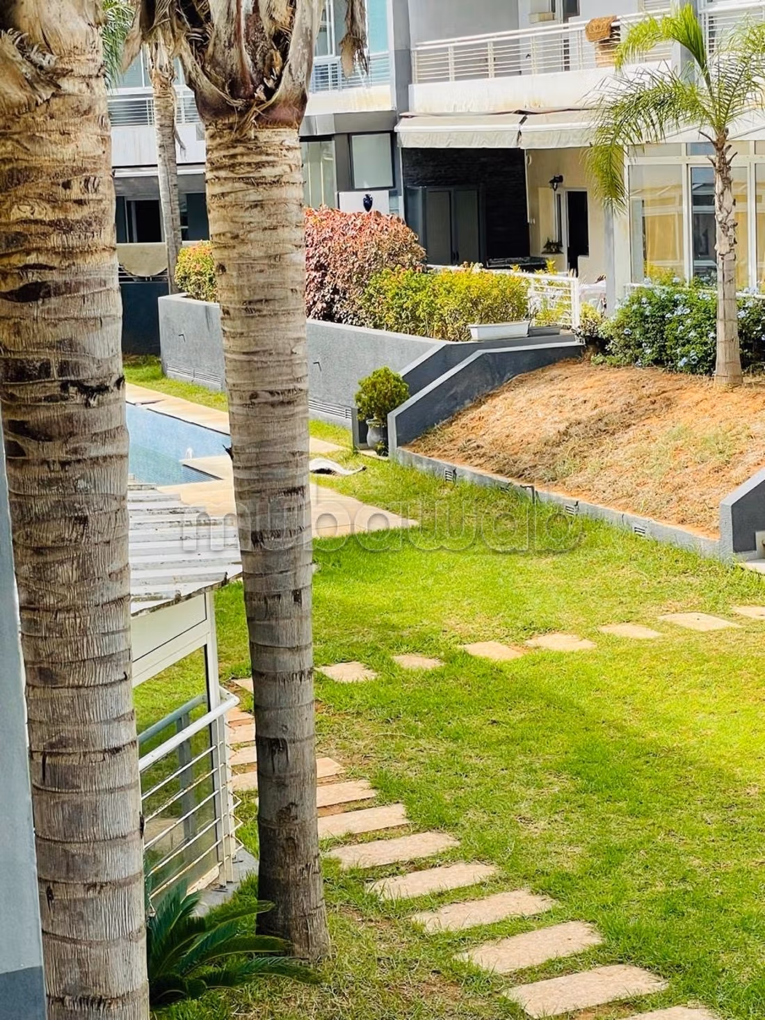 Apartment for sale in Harhoura. Area 139 m². Moroccan living room, security