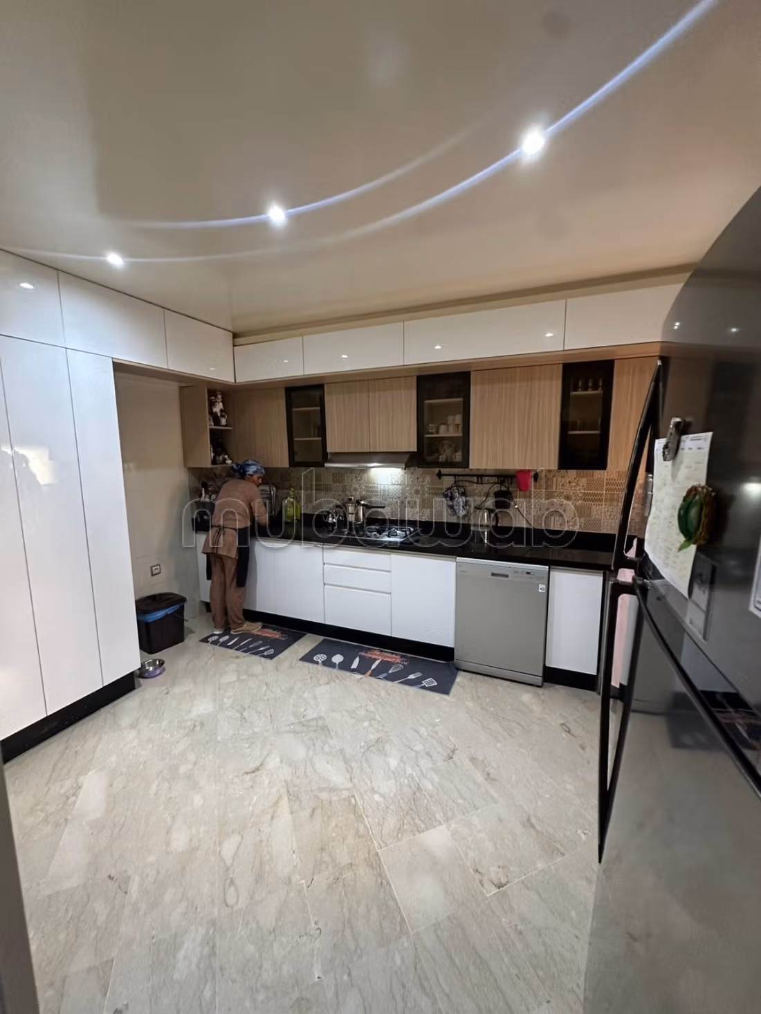 Gemeubileerd duplex appartement te koop,
