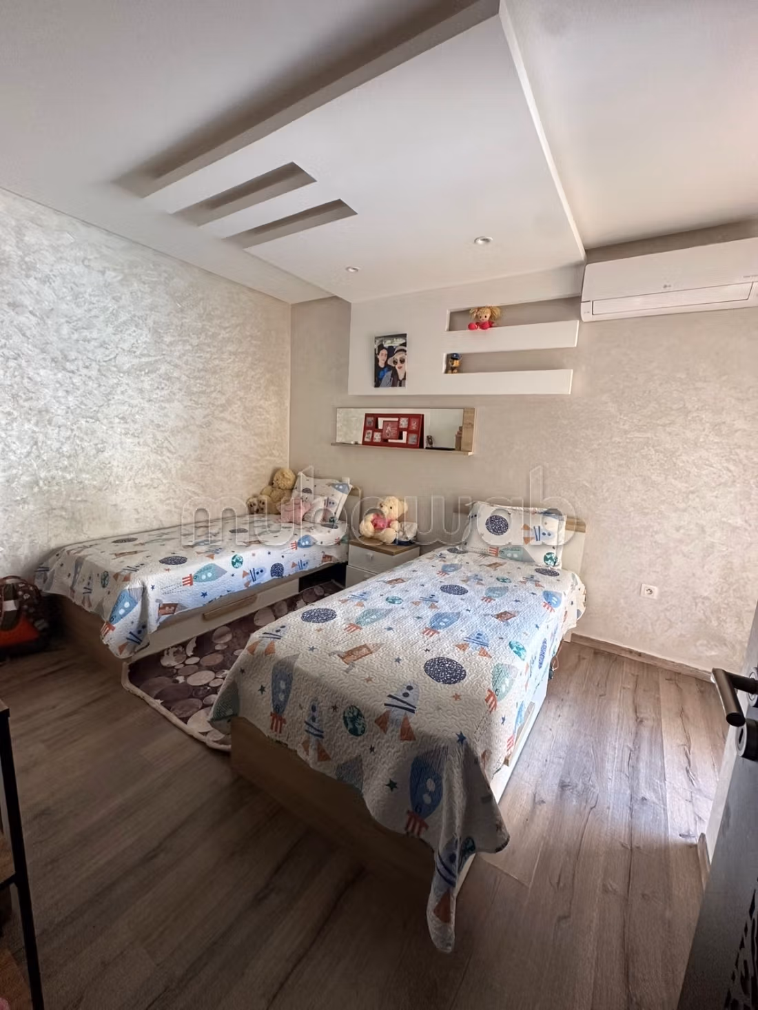 Gemeubileerd duplex appartement te koop,