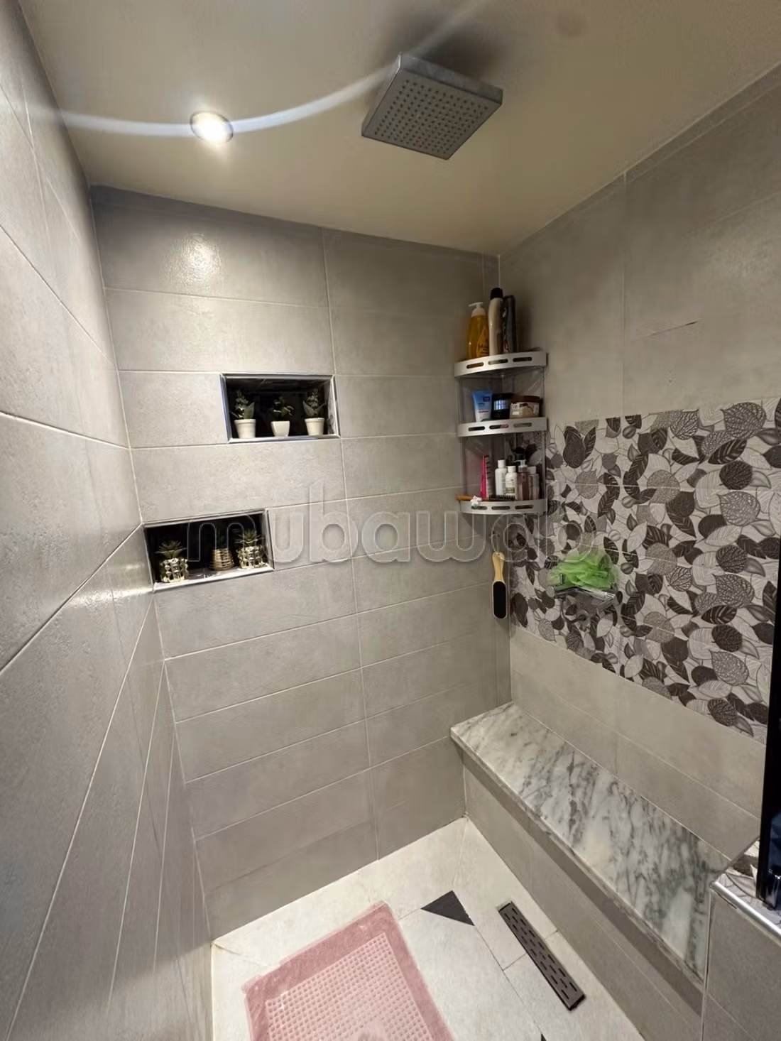 Gemeubileerd duplex appartement te koop,