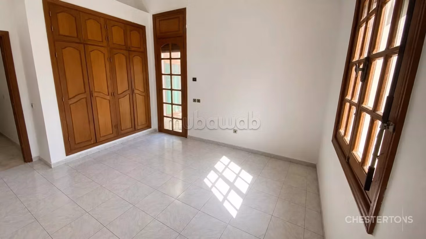 Charming Villa Chaumière for Sale