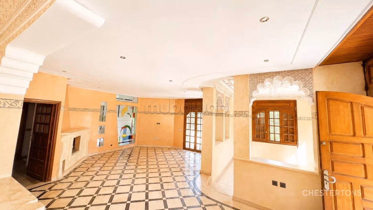 Charming Villa Chaumière for Sale