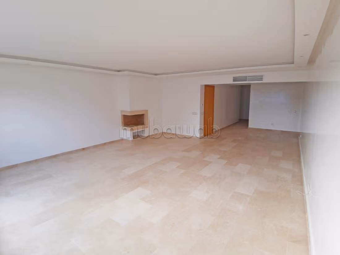 Location appartement moderne a 4 ch avec terrasse