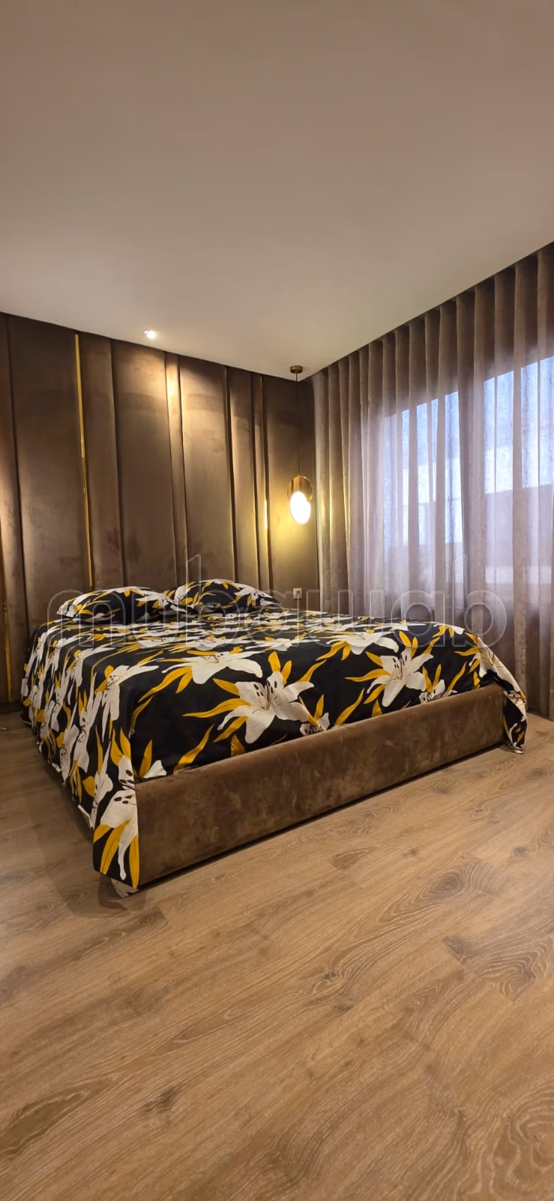 Villa nuova arredata su Al Maz