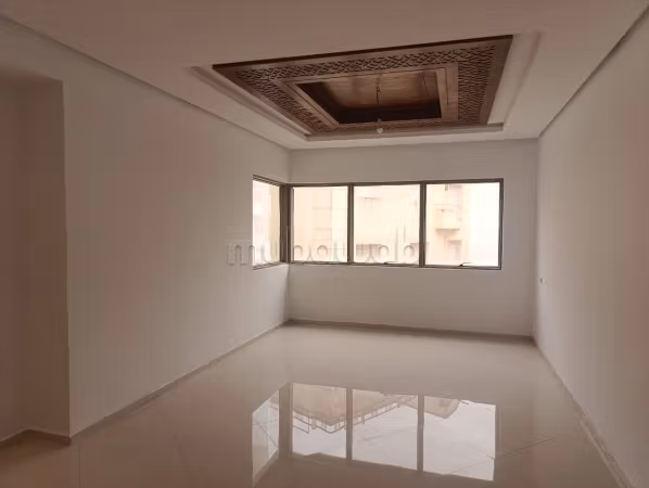 Appartement vide à louer au centre ville